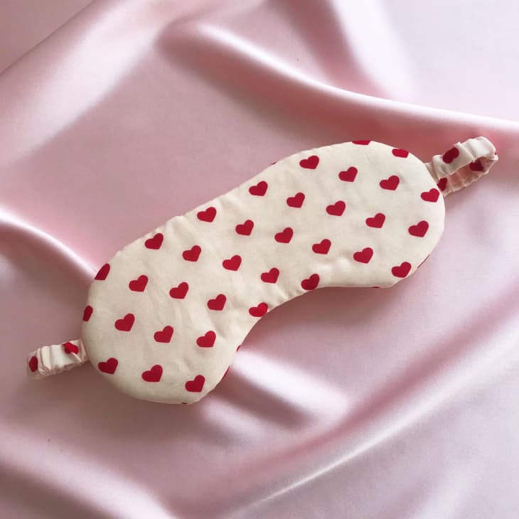 These Are the Most Popular Valentine’s Day Gifts, According to Etsy