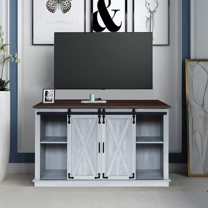 Small tv deals media stand