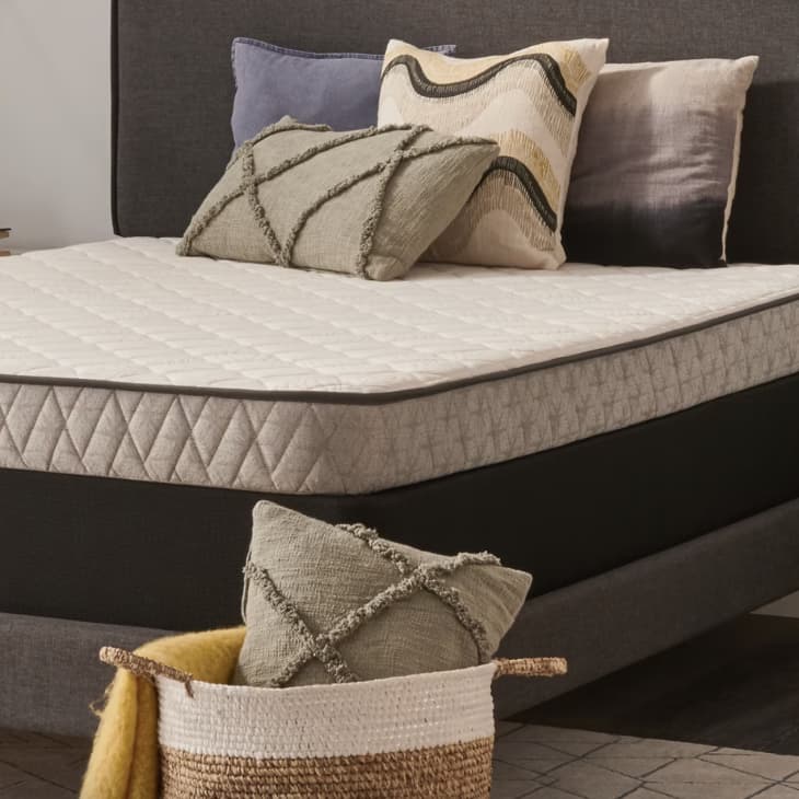 Best Deals from Mattress Firm's Labor Day Sale 2023 Serta, Sealy, Beautyrest Apartment Therapy