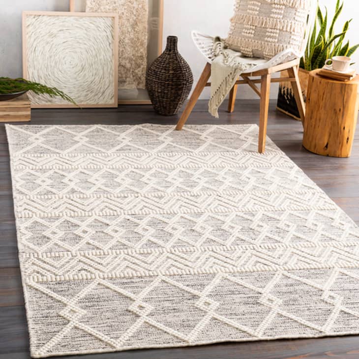 These Stylish Boutique Rugs are Perfect for Summer Apartment Therapy