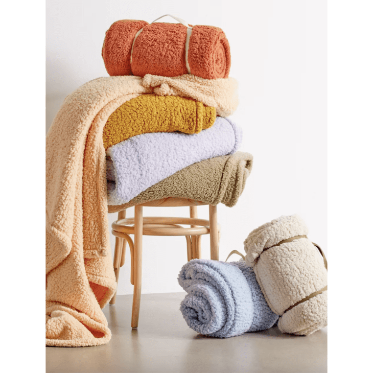 The Best Throw Blankets 2021 Top Rated Picks Apartment Therapy