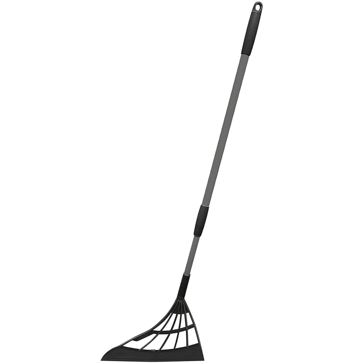 Broombi Broom Review This Broom Cleans Your Floor Like a Squeegee