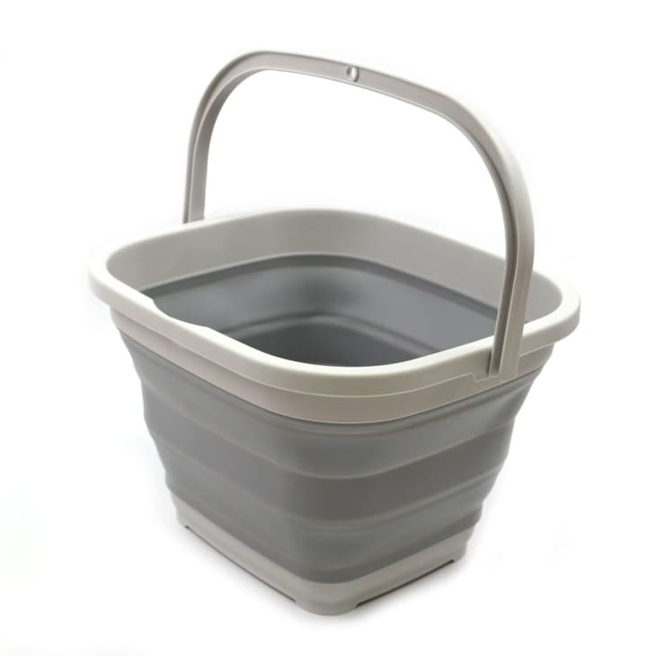 The Best Buckets for House Cleaning 5 Important Features Apartment