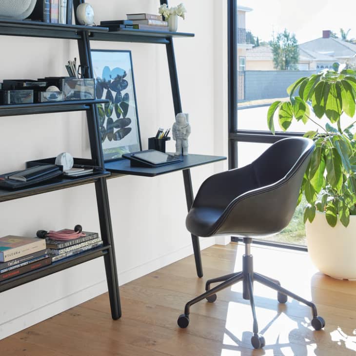 12 Best Wall Mounted Desks 2024 - Floating Desks to Save Space ...