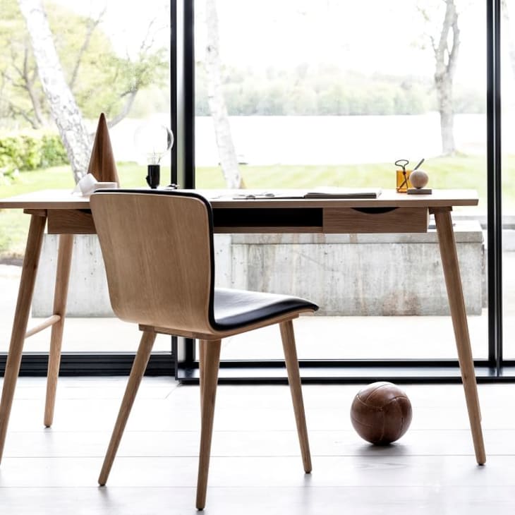 10 Best LowProfile Desks for Small Spaces for 2022 Apartment Therapy