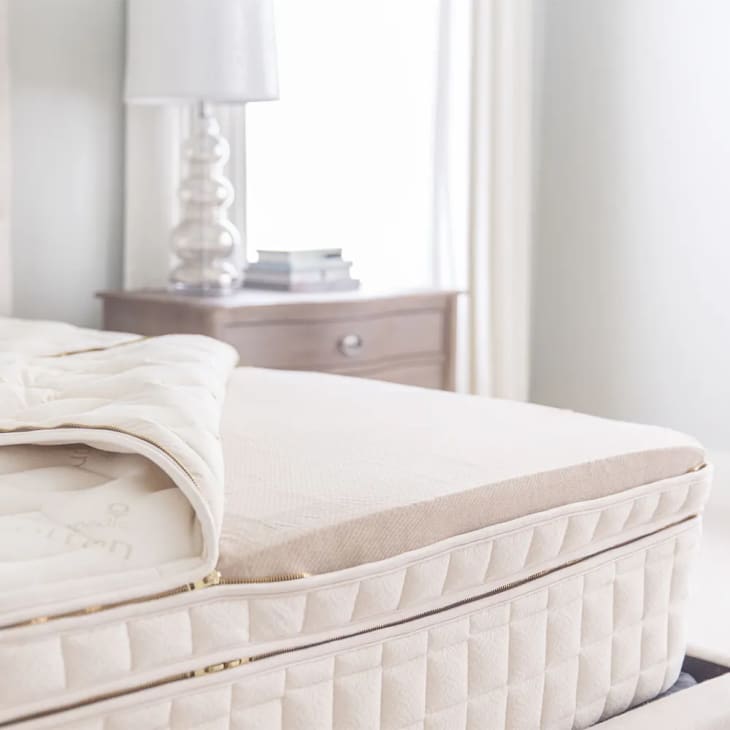 12 Best Mattresses for Couples (With Models for Hot Sleepers & Side