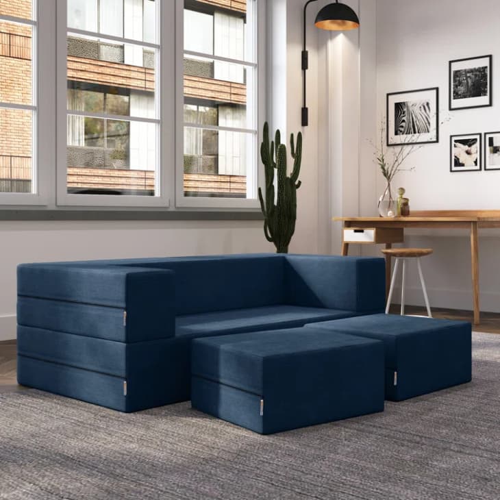 Couch with hotsell removable cushion covers