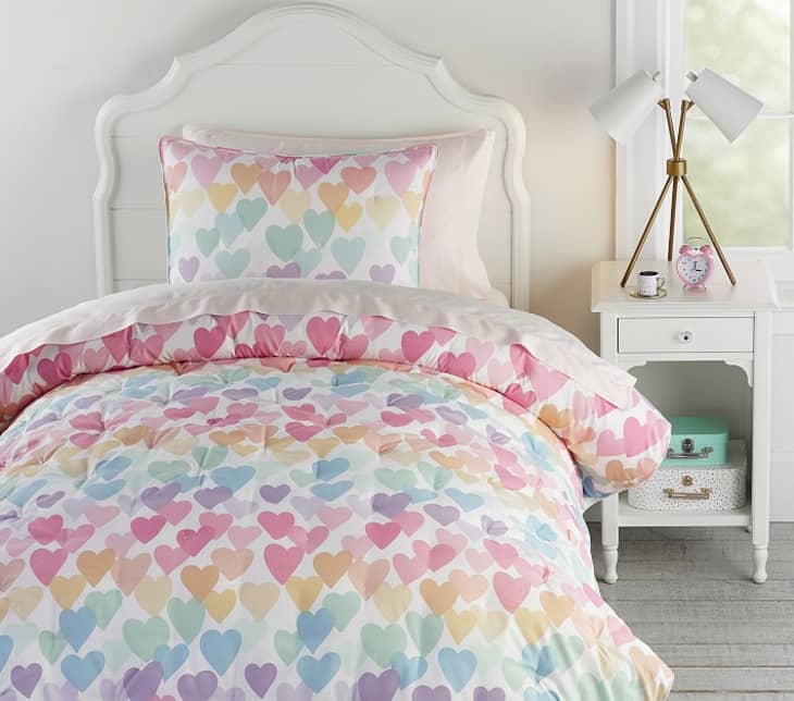 Pottery barn heart sheets deals