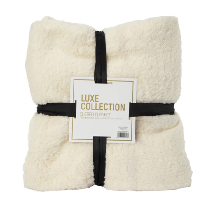 Five Below Dorm Shop Here Are Our 10 Picks Apartment Therapy