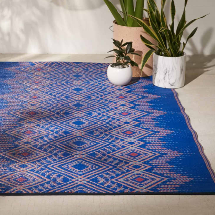 10 Best Outdoor Balcony Rugs 2021 Apartment Therapy