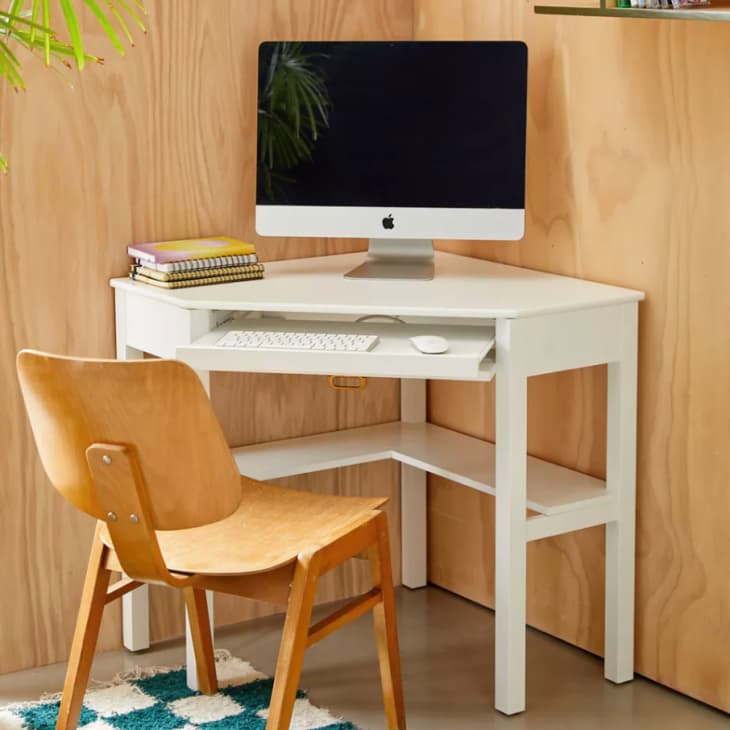 Extra small 2024 corner desk