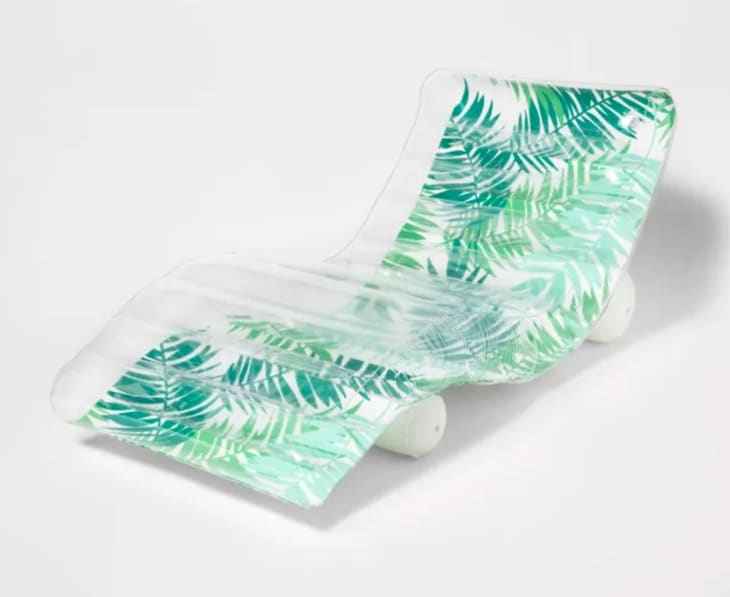 Beach chair store inflatable