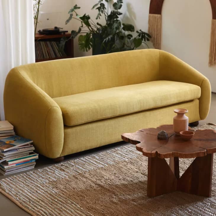 10 Best Minimalist Sofas 2022 Apartment Therapy