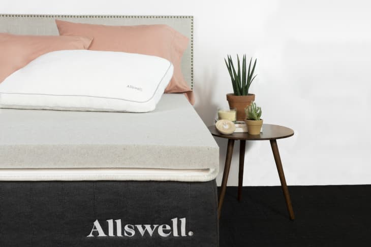 This Mattress Topper Is So Good That It Makes My Insomnia Somewhat Bearable Apartment Therapy
