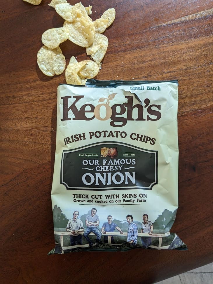 Keogh's cheesy onion potato chips