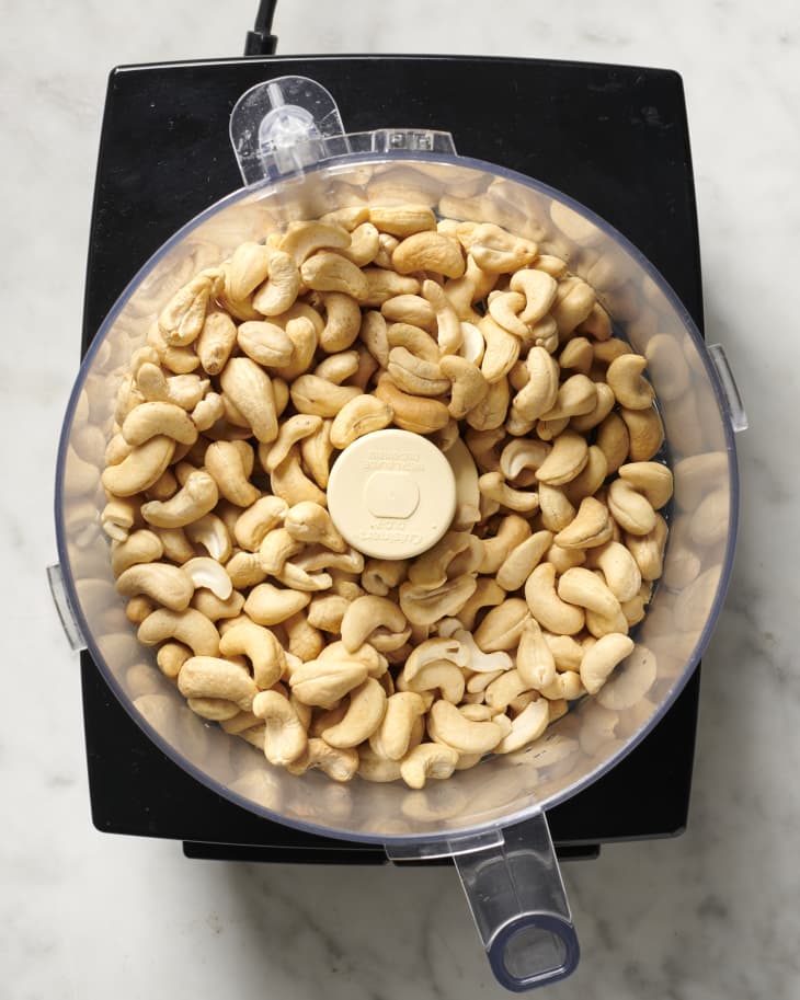 cashews in a food processor
