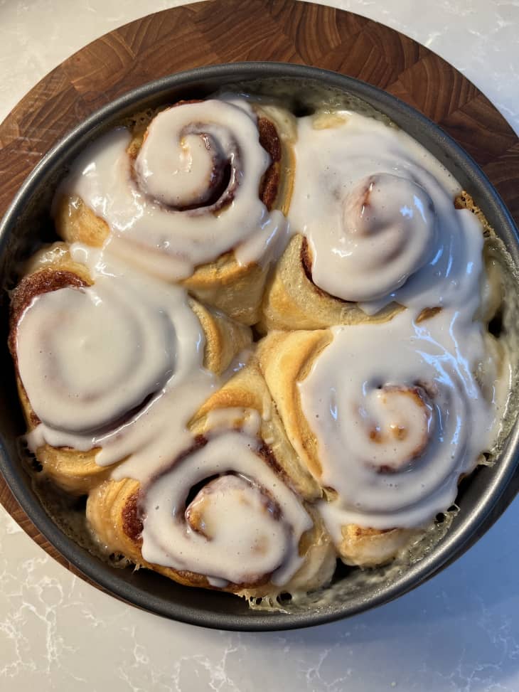 Foil Roasting Pan Baking Cinnamon Rolls Recipe-Aikou News-Aikou