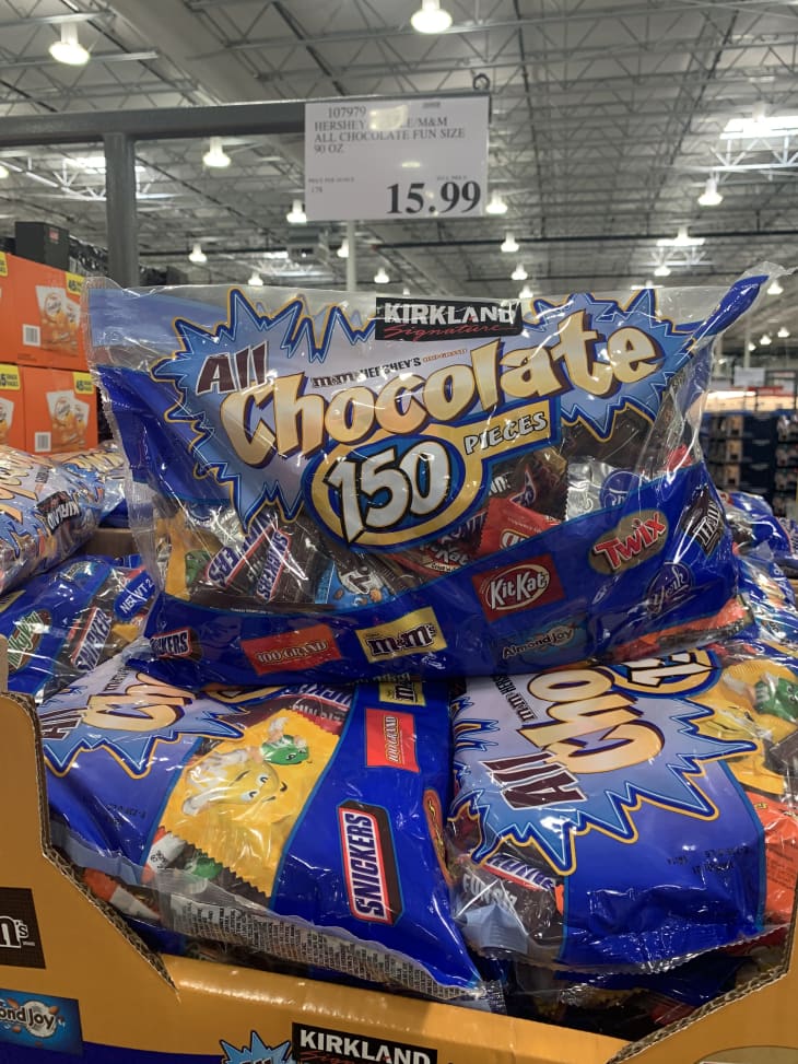 Halloween Candy Chart. Lonely chocolate M&Ms in the corner : r/Costco