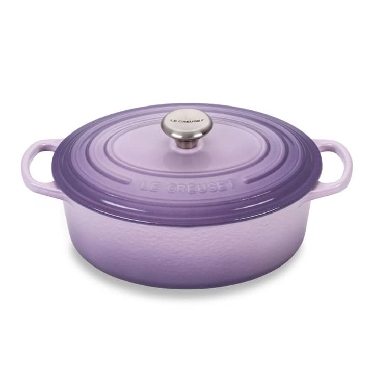 https://cdn.apartmenttherapy.info/image/upload/f_auto,q_auto:eco,w_730/k%2FEdit%2F2019-12-Gift-Guide-Pioneer-Woman%2Fle_creuset_dutch_oven