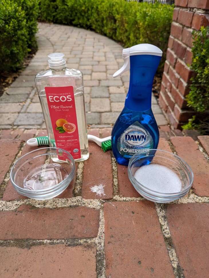cleaning herschel backpack bird poop Poop-Off Remover, 1 Gallon Safely give your feathered friends the clean home they deserve with Poop How to Wash Hawk Bag