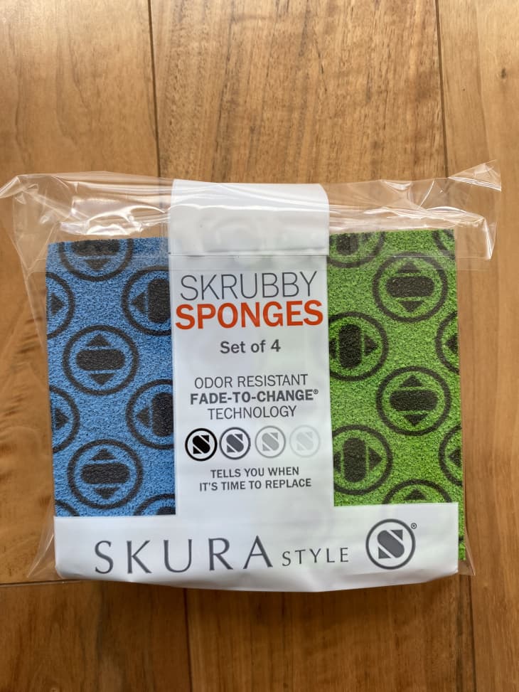 Skrubby sponges in package