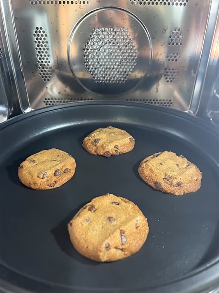 Cookies cooked in Breville Combi Wave 3.