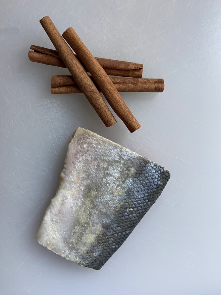 Cinnamon and salmon to be used in a fish frying hack.