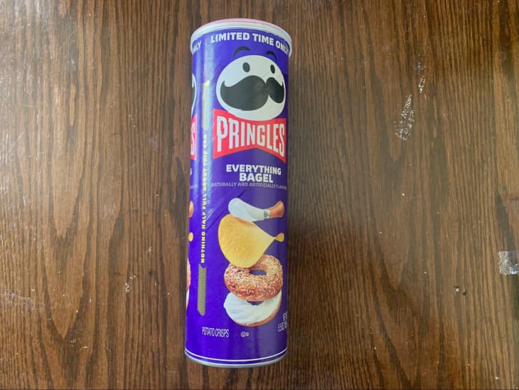 Pringles Everything Bagel chips