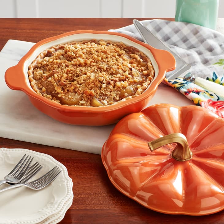 Product Image: The Pioneer Woman 10-Inch Ceramic Pumpkin Pie Plate with Lid