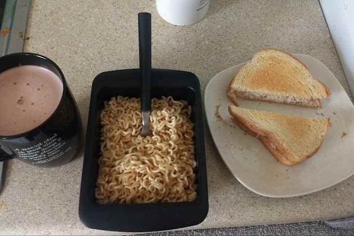 Tea, ramen, and sandwich.