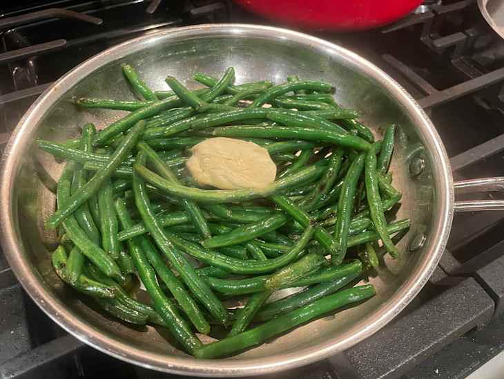 This New Garlic Butter Makes Everything Taste 100x Better The Kitchn