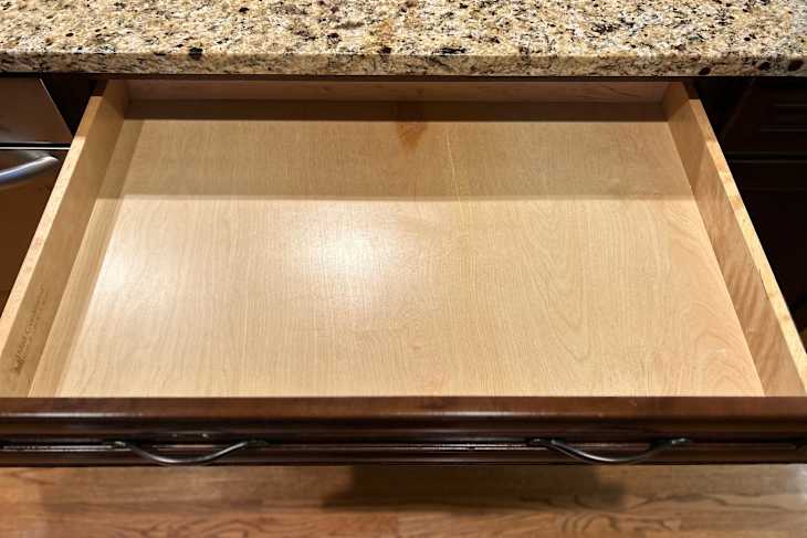 I Tried the “SIMPLE” Method to Declutter My Kitchen Junk Drawer | The ...