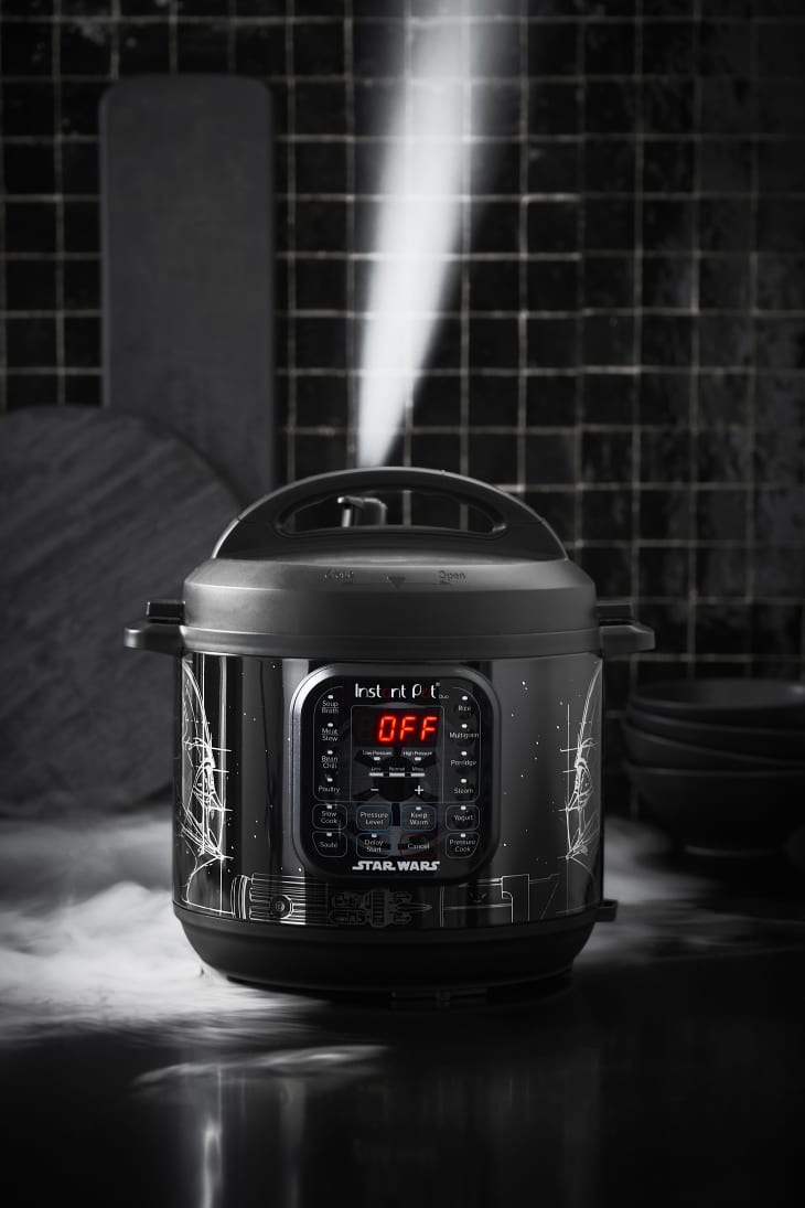 You Can Grab a Star Wars Instant Pot for 30% Off Until Midnight