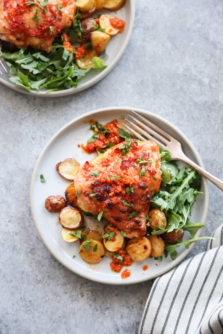 https://cdn.apartmenttherapy.info/image/upload/f_auto,q_auto:eco,w_730/k%2FEdit%2FPortuguese-Peri-Peri-Chicken-Recipe-with-Red-Pepper-Sauce-and-Marinade-12