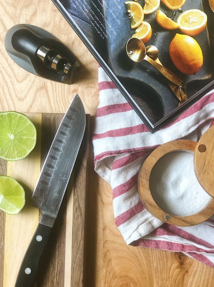 How to sharpen a knife at home using a $6 knife sharpener
