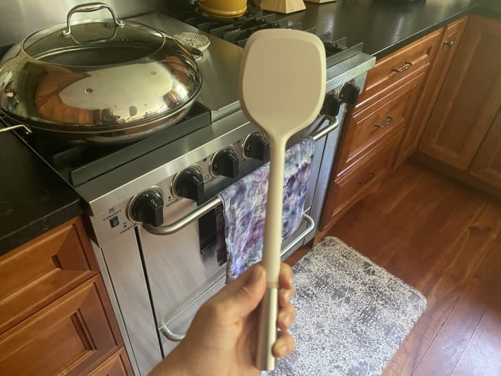 material spatula in kitchen
