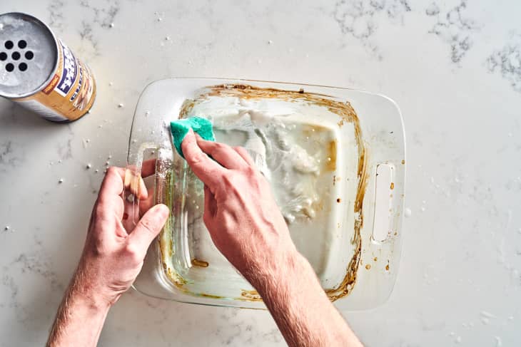 Cleaning Bakeware: Essential Tips for Sparkling Results