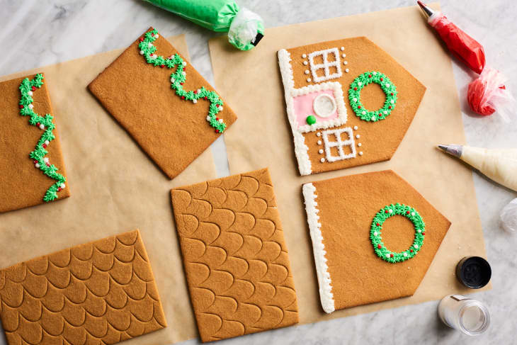 How To Make A Gingerbread House