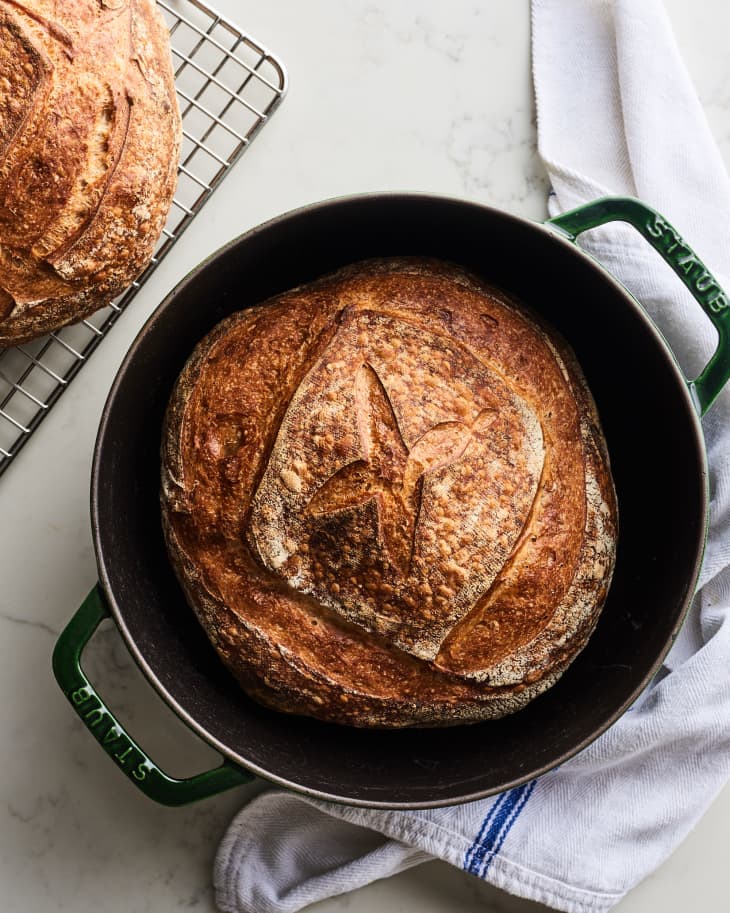 Baking sourdough in a loaf pan