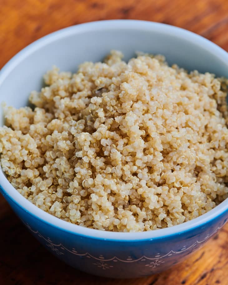 A bowl of fluffy quinoa.
