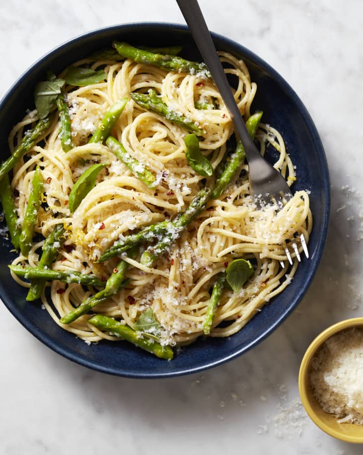 Asparagus Pasta Recipe (Quick & Easy, With Just 5 Ingredients) | Kitchn