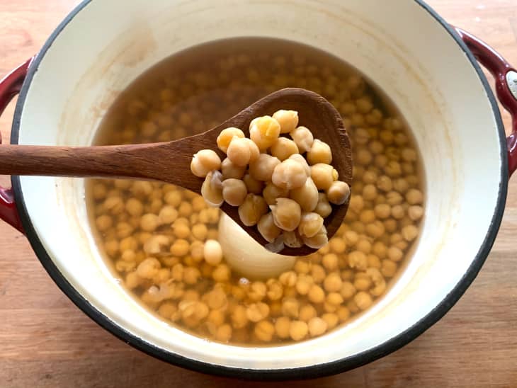 No soak stovetop cooked chickpeas in pot.