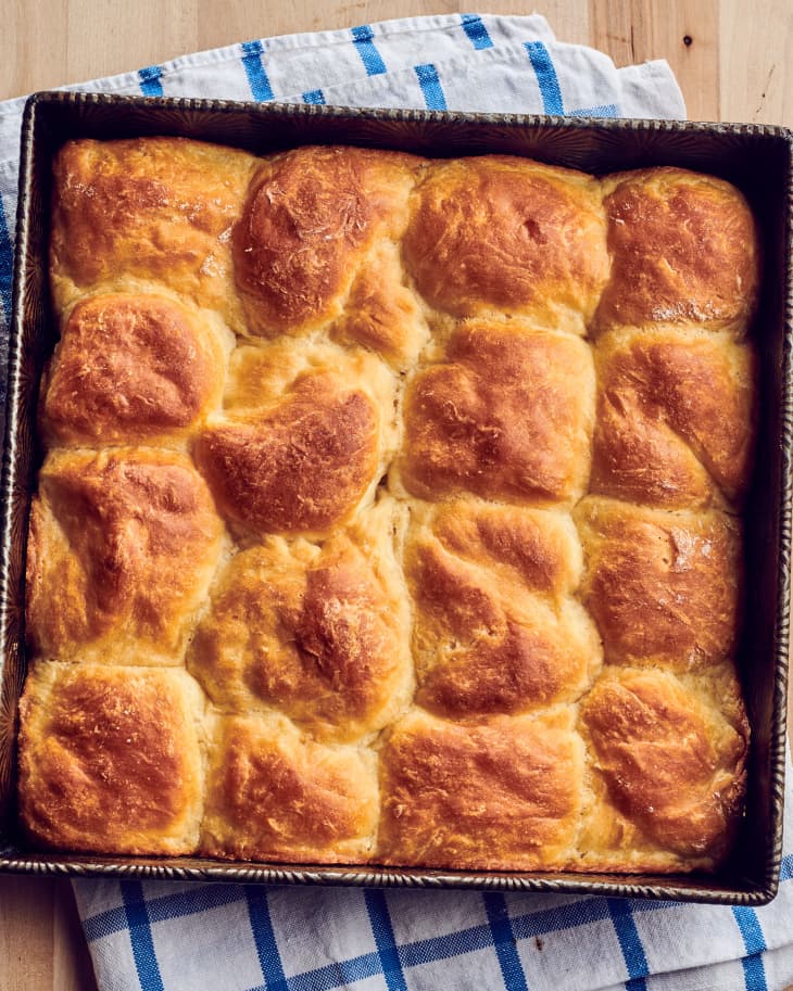 Southern Living dinner rolls in baking dish.