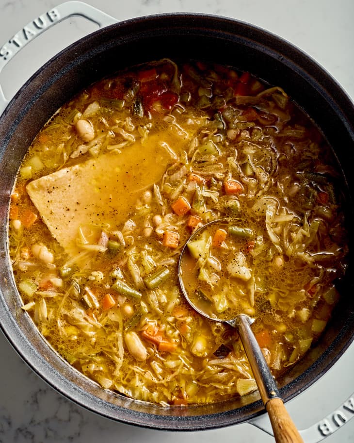 a pot of minestrone soup