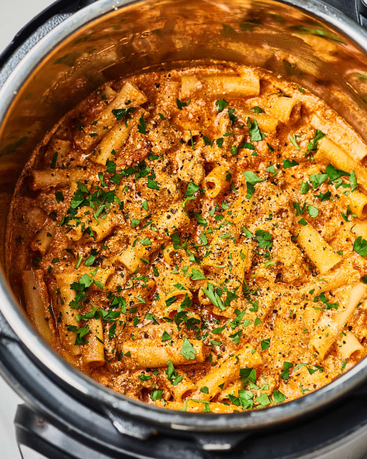 Ziti with Italian sausage and marinara sauce cooked in an Instant Pot