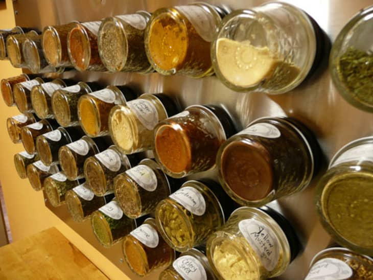 DIY Spice Jar Rack 