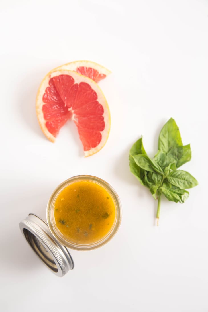 orange basil vinaigrette dressing Orange Basil Salad Dressing