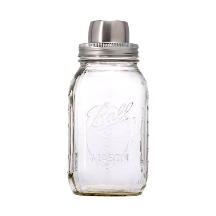 Can I Use A Mason Jar As A Cocktail Shaker Alternative?