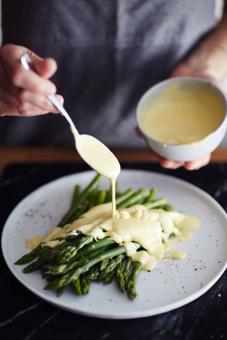 How To Make Easy Hollandaise Sauce in a Blender