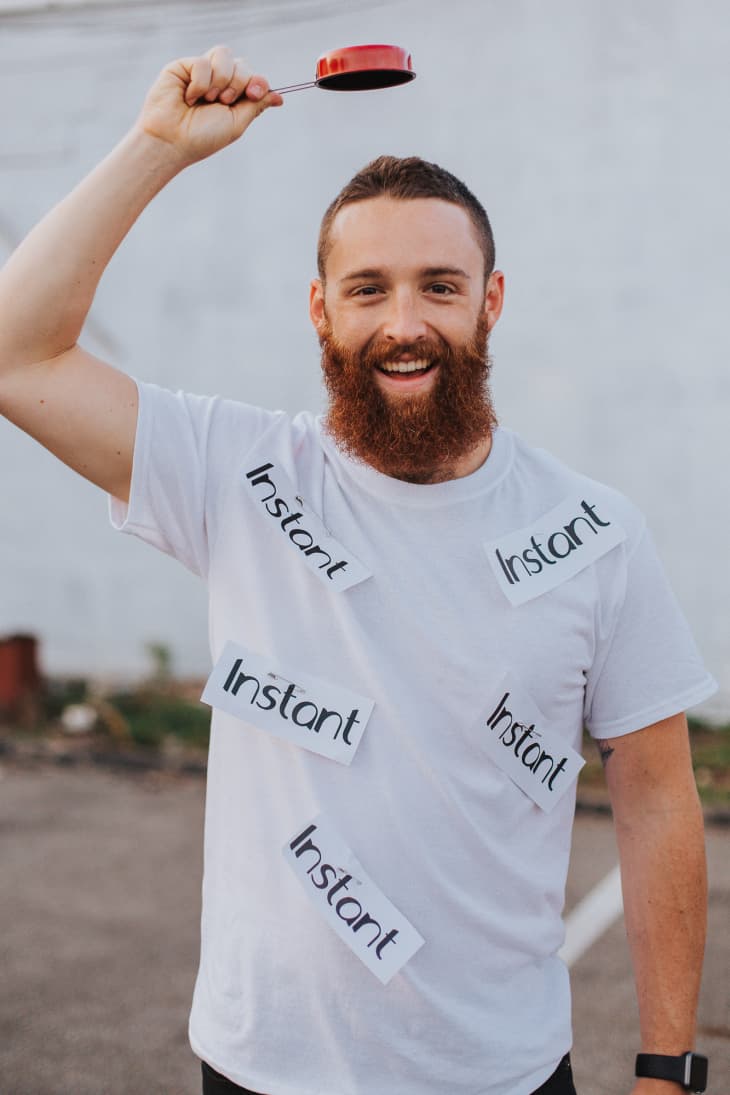 Easy Last-Minute Halloween Costumes -2021 | The Kitchn, image size:730x1095